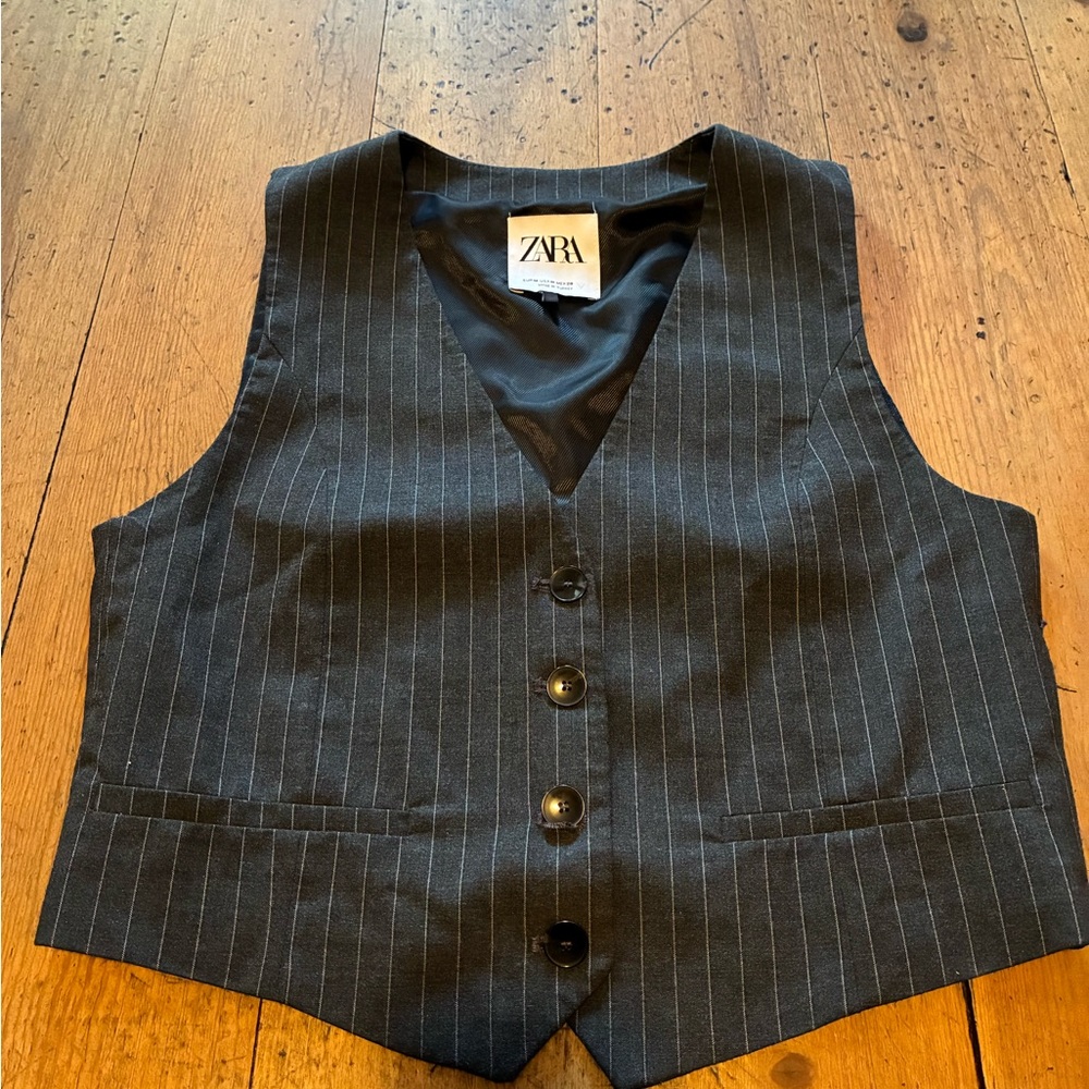 Zara Women's Black Pinstripe Vest